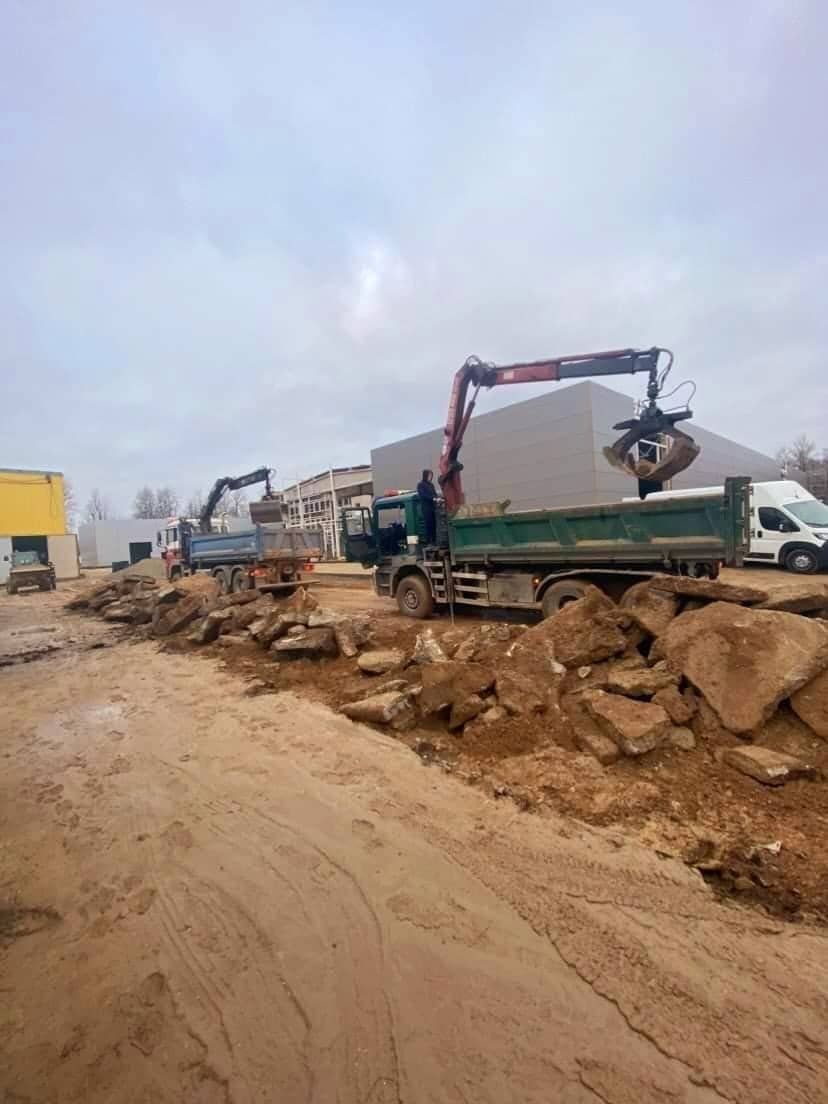 Nuomojame greiferį su pakrovimo paslaugomis Vilniaus mieste