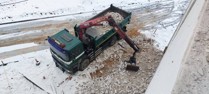 Greitas ir patikimas mišrių atliekų išvežimas statybų metu Vilniuje